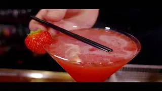 Lawlors Hotel Gin a Bell