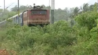 High speed action of ED WAP4 in CAPE - TVC section..Island Express rips past !