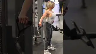 Miranda Cohen  Super Stunning and adorable Fitness  mirandacohen femalefitness #neuroscience#workout