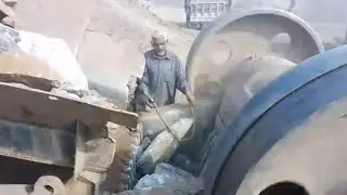 Hard Working Laborers Breaking Big Stones with Hammer | Extreme Stone Breaking Work