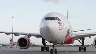 AIR ASIA Airbus Landing  and Take Off at Perth Airport 2022/11/02-