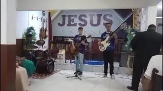 Projeto m&uacute;sicos para Cristo professor Marcello Dhiass Gui canta ainda que a  figueira