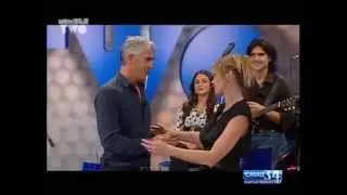 Anna Falchi si fa toccare il seno da Biagio Izzo - Number Two 28/10/13