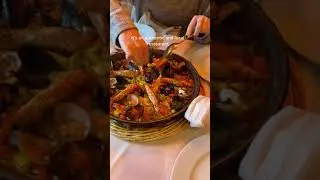 the best paella in local bars of Barcelona🥘🍷