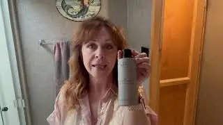 Clean Haircare with Real Volume/ Lightweight Shine, Bigger Hair
