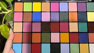 Makeup Revolution Maxi Reloaded Eyeshadow Palette , Monster Matts