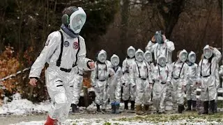 | 30 BAMBINI VENGONO MANDATI VERSO UN NUOVO PIANETA PER RIPRODURSI E SALVARE L'UMANITÀ!! |