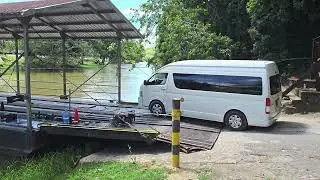 Hand cranked ferry to Xunantunich Mayan Ruins - Belize 3