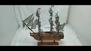 H.M.S. VICTORY BRITISH ROYAL WOODEN MODEL GUN WAR SHIP NAVY UNITED KINGDOM VTG