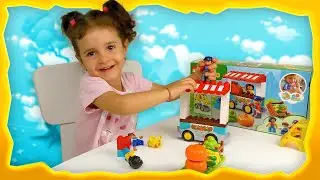 Playtime of Sara with the new LEGO Duplo Farmers Market toy