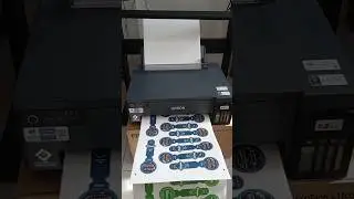 Cetak stiker cromo dengan tinta art paper dan Printer Epson L11050 #percetakan #shorts #gunungkidul