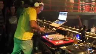 NIVER DO DJ ALEX MARQUES NA SPECTRON DISCO ....