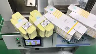 Color boxes auto banding together