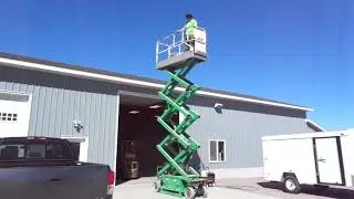 JLG 2630ES Battery Powered Scissor Lift