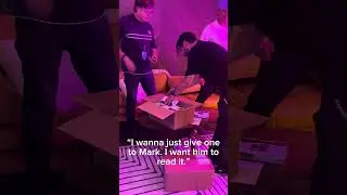 AJ Hartley signing #TimeRider with #tomdelonge + meeting #markhoppus backstage at the #blink182 show