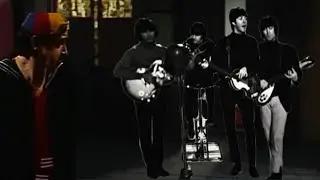 Quico conoce a los beatles
