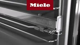 Wie baue ich die FlexiClip-Vollauszüge HCF 70-C und HFC 50 bei meinem Backofen ein und aus? | Miele