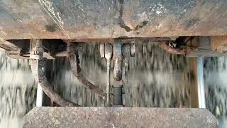 Screw Coupling visible in running train due to one side isolated coach attached