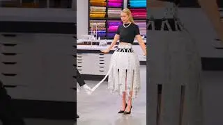 Gigi Hadid printer 🖨️dress from next in fashion ep9  #gigihadid #fashiondesigner #dressinspiration