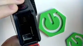 Wie lege ich eine SD-Karte in die DJI Osmo Action 6 ein?
