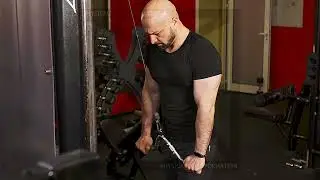 Трицепс с верхнего блока с прямой рукоятью (High Pulley Cable Triceps Extension with straight bar)
