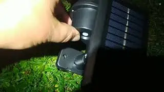 OUSIDE Luces Solares LED Exterior Jardin, Buen bí foco solar con sensor de movimiento y dos formas d