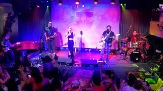 Screaming Chicks Feat. Mirana presenta: Fiesta 80&rsquo;s Retro