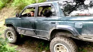 ROCK CRAWLING OBSTACLE COURSE AT KEVIN'S PLACE