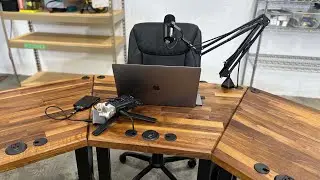 Podcast Table For Three - Features & Info