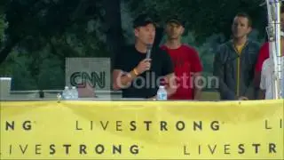 FILE:LANCE ARMSTRONG RESIGNS FROM LIVESTRONG BOARD