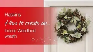 How to make a contemporary woodland indoor Christmas wreath