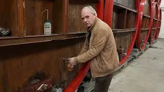 Frank Boon pouring a glass of three year old lambic from Foeder 61 at Brouwerij Boon. (Part one.)