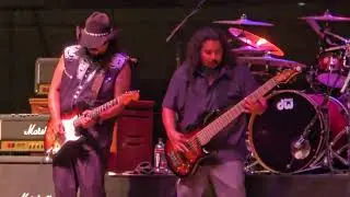 Me and the wife are at Chukchansi Gold Resort Casino to see los Lonely Boys play. They were Awesome!