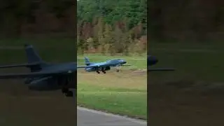 B-1B Lancer Takeoff & Landing #aviation #rc #rcplane