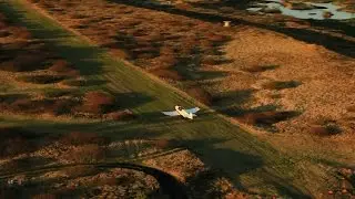 Amazing Jodel landing in Iceland