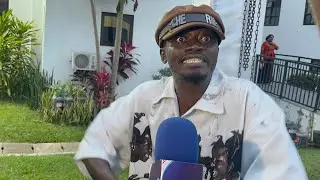 Angry Lil Win F!res National Film Authority, Comdems the use of English at the Film Dialogue 