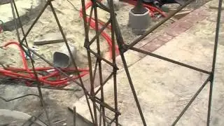 MOV054