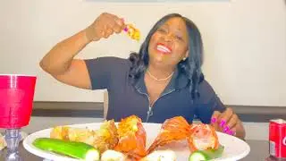 EAT WITHOUT RUINING YOUR LIPSTICK CHALLENGE | LOBSTER SHRIMP MUKBANG