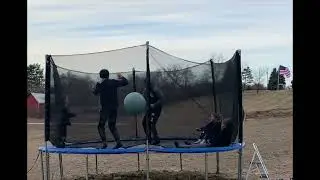 Cabezaball Gameplay (Intense Trampoline Battle Royale Dodgeball Game) Unique Sports