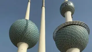 Kuwait Tower seaside