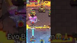 Bouncing from one to the other💔 #clashroyale #viral #supercell #clashrojalememes #funnyclashrojale