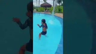 e funda a piscina
