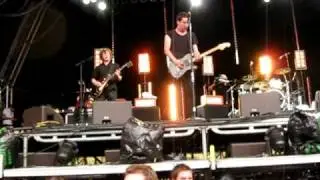Shihad - 20110121 - BDO - 05 - Thin White Line