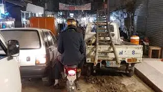 Rawalpindi 2025 | Purana Qila Rawalpindi & Real City Ambience | People Walking & Traffic Sounds