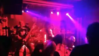 Invert Cross walpurgis all against the light Bardos mayo 4 2019