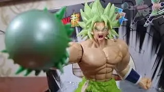 TimoStudio Presents: Bandai Attack Collection Super Saiyan Brolly