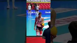 Court Groove: Melissa Vargas Grooves to Her Jam!🪩✨  #melissavargas #volleyball #vargasedits #vargas