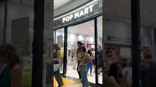 #labubu #popmart store queue in Berlin. Does it worse to buy one?🧐#Teammarietta #labubuviral #toys