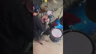 Recording drums in the studio !!!   🥁 🥁 🥁