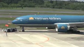 Vietnam Airlines Boeing 777-200ER VN-A151 【NRT/RJAA】